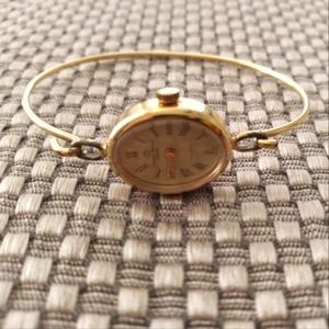Vintage Christian Bernard Paris France Quartz Gold Tone Bangel Watch